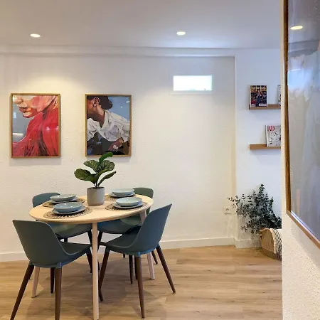 Casa Segarra Luz, Estilo Y Vistas En El Mercado Alicante